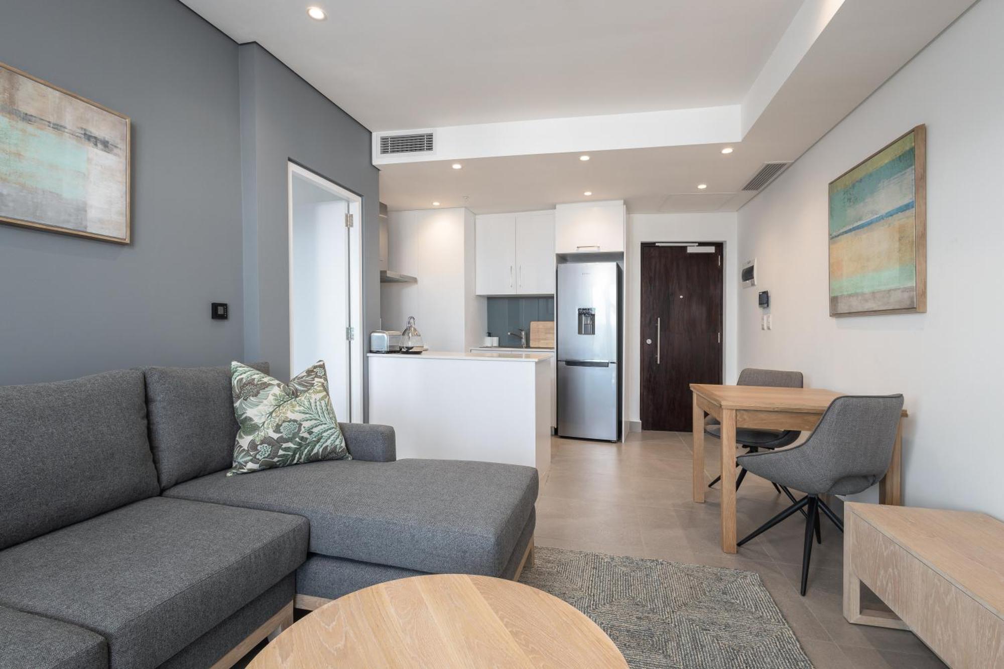1808 Oceans - By In Umhlanga Apartment *